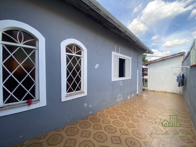 #CS84 - Casa para Venda em Botucatu - SP - 2