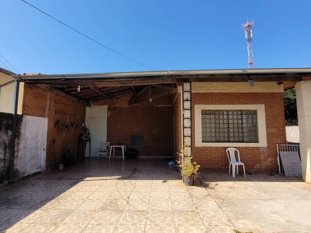 #CS85 - Casa para Venda em Botucatu - SP - 1