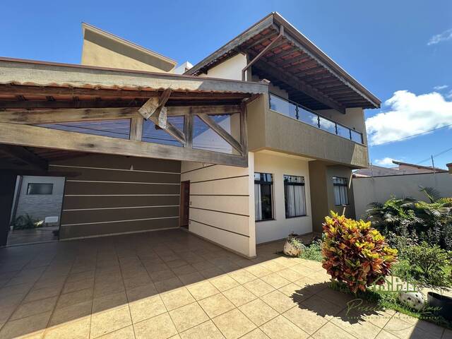 #CS87 - Casa para Venda em Botucatu - SP - 1