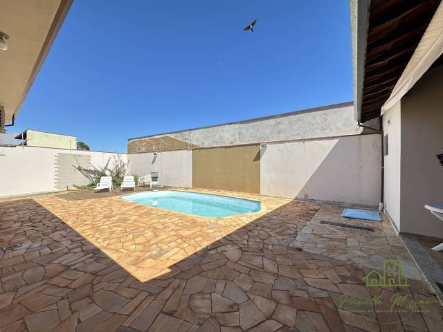 #CS87 - Casa para Venda em Botucatu - SP - 3