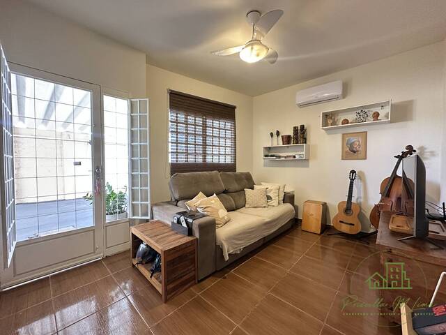 Casa para Venda em Botucatu - 2